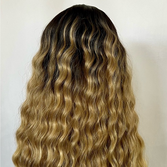 “Put On & Go” Ombre Golden Blonde Premium Fiber Wig with Bangs - Picture 10 of 11
